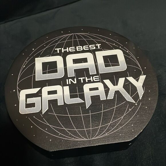 Semi circle shaped the best dad in the galaxy desk art Father’s Day office decor - Picture 7 of 10